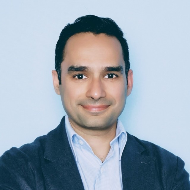 Hanu Mehrotra headshot